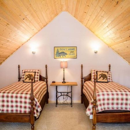 Twin Owls Lodge, Great For Families Master Bedroom, Loft, Full Kitchen, Dogs Ok Estes Park Exterior photo