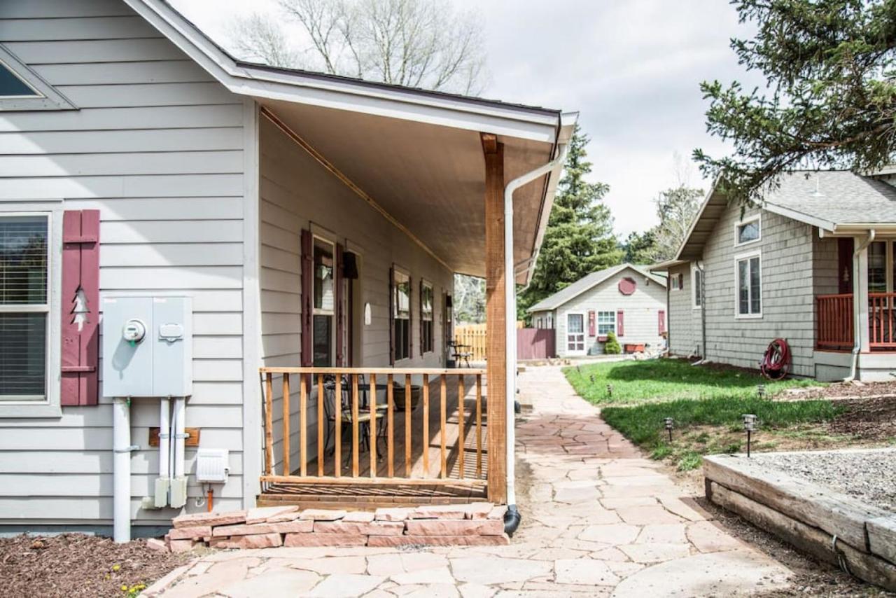 Twin Owls Lodge, Great For Families Master Bedroom, Loft, Full Kitchen, Dogs Ok Estes Park Exterior photo