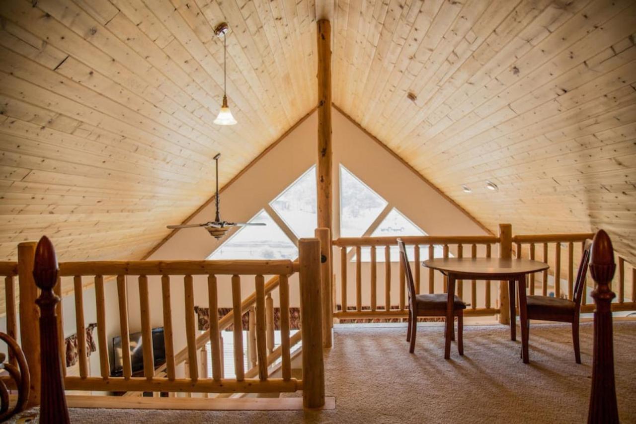 Twin Owls Lodge, Great For Families Master Bedroom, Loft, Full Kitchen, Dogs Ok Estes Park Exterior photo